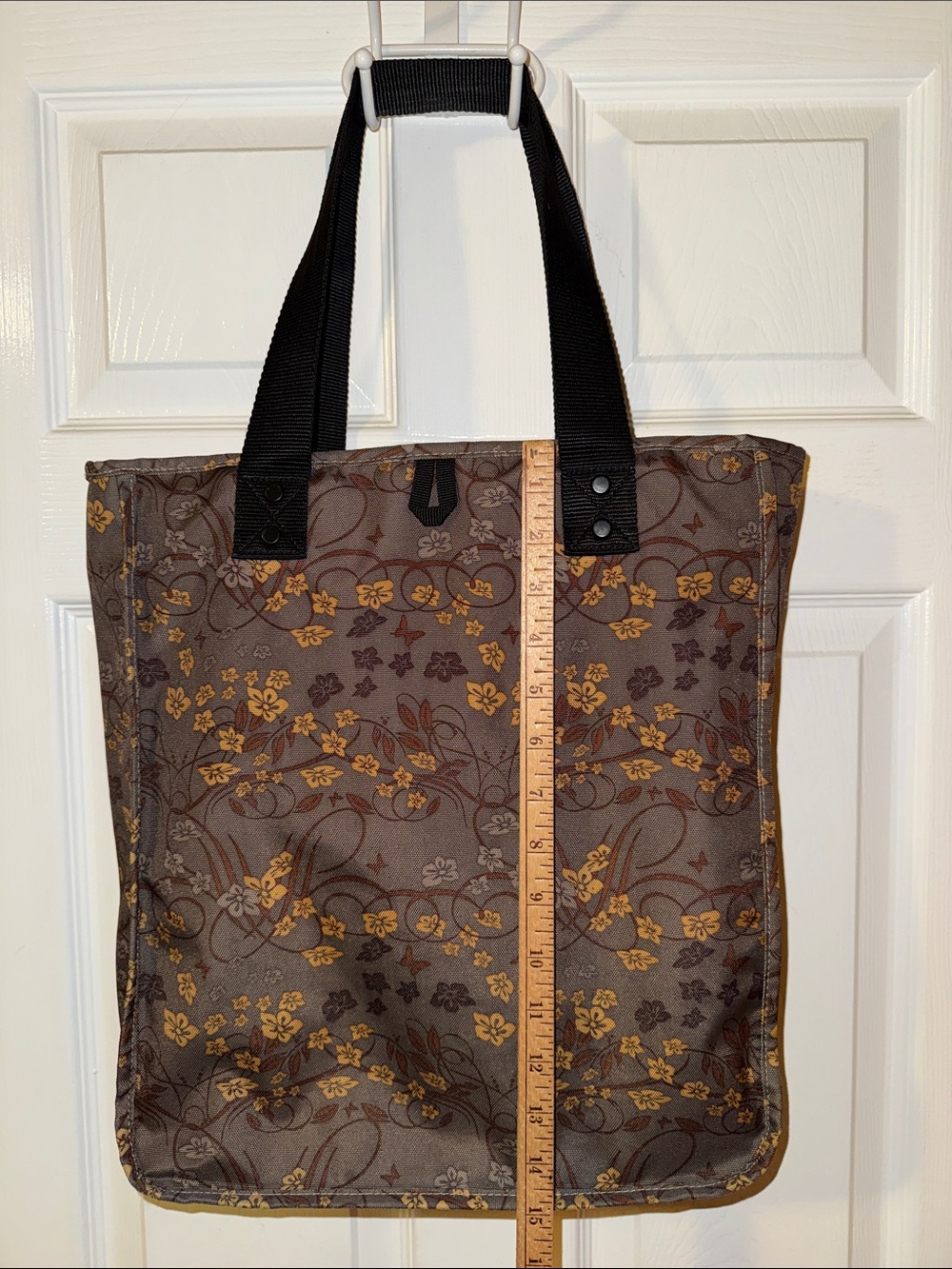 Nike Tote - Picture 4 of 9
